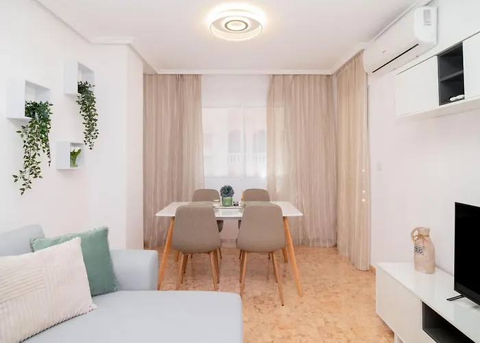 Piso En El Centro * Torrevieja